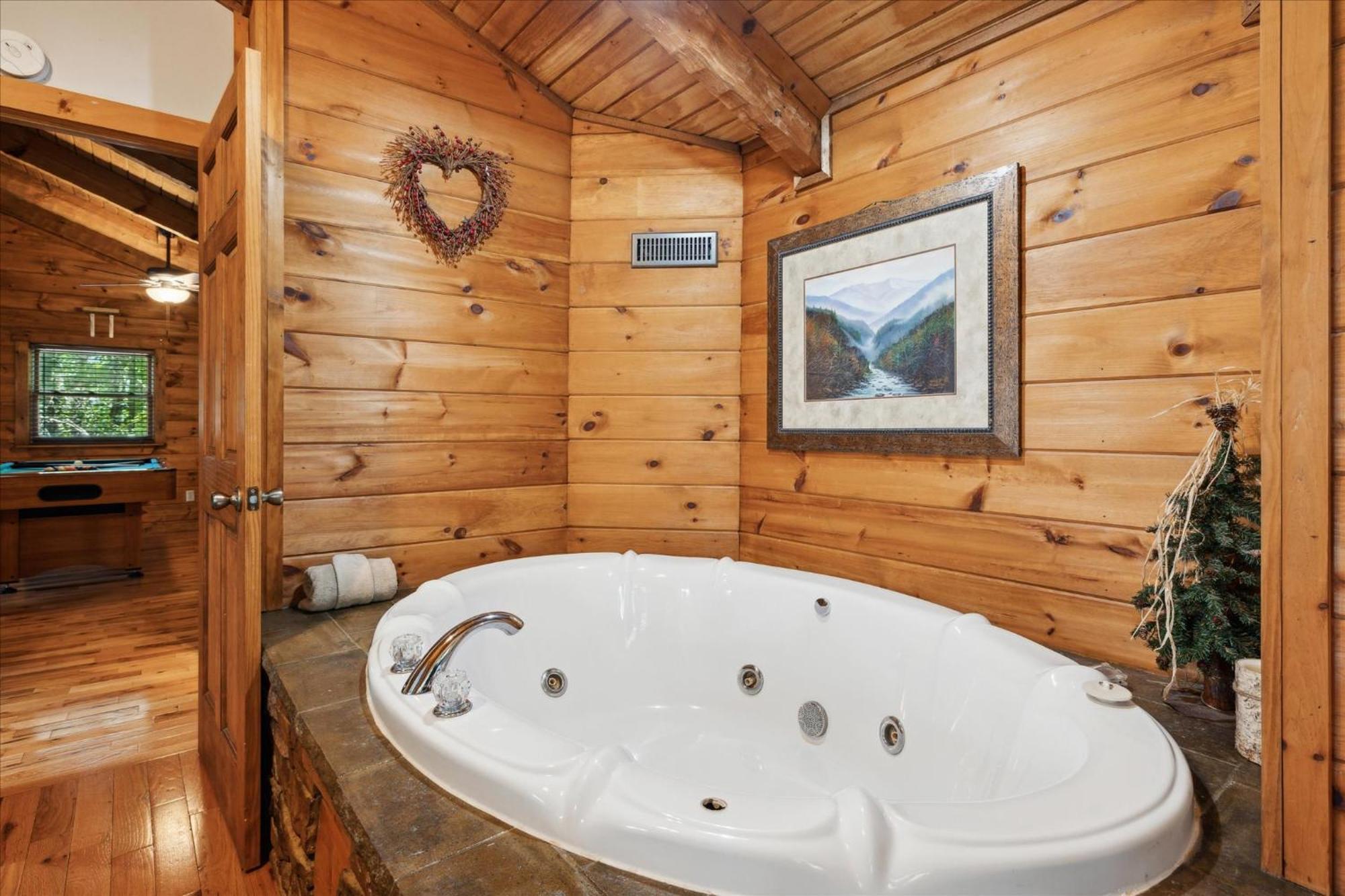 A Charming Cabin, Pool, Firepit, Hot Tub-Jacuzzi Gatlinburg Eksteriør billede